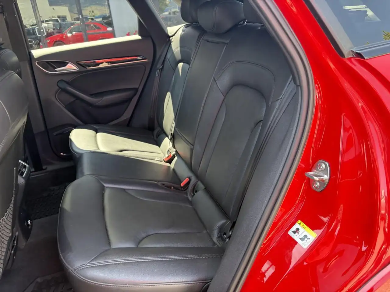 Audi Q3 снимка Audi Q3