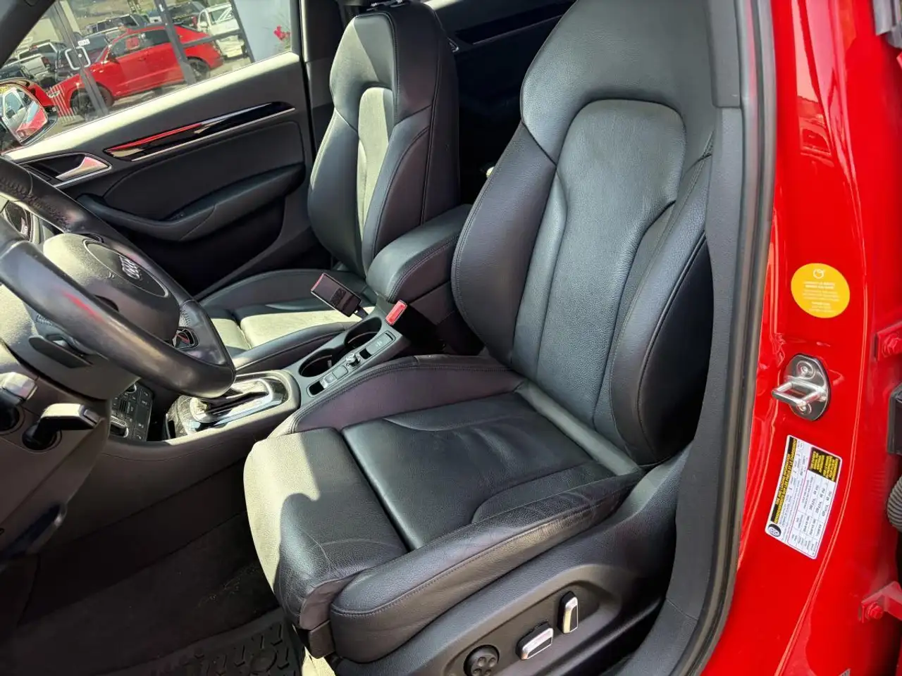 Audi Q3 снимка Audi Q3