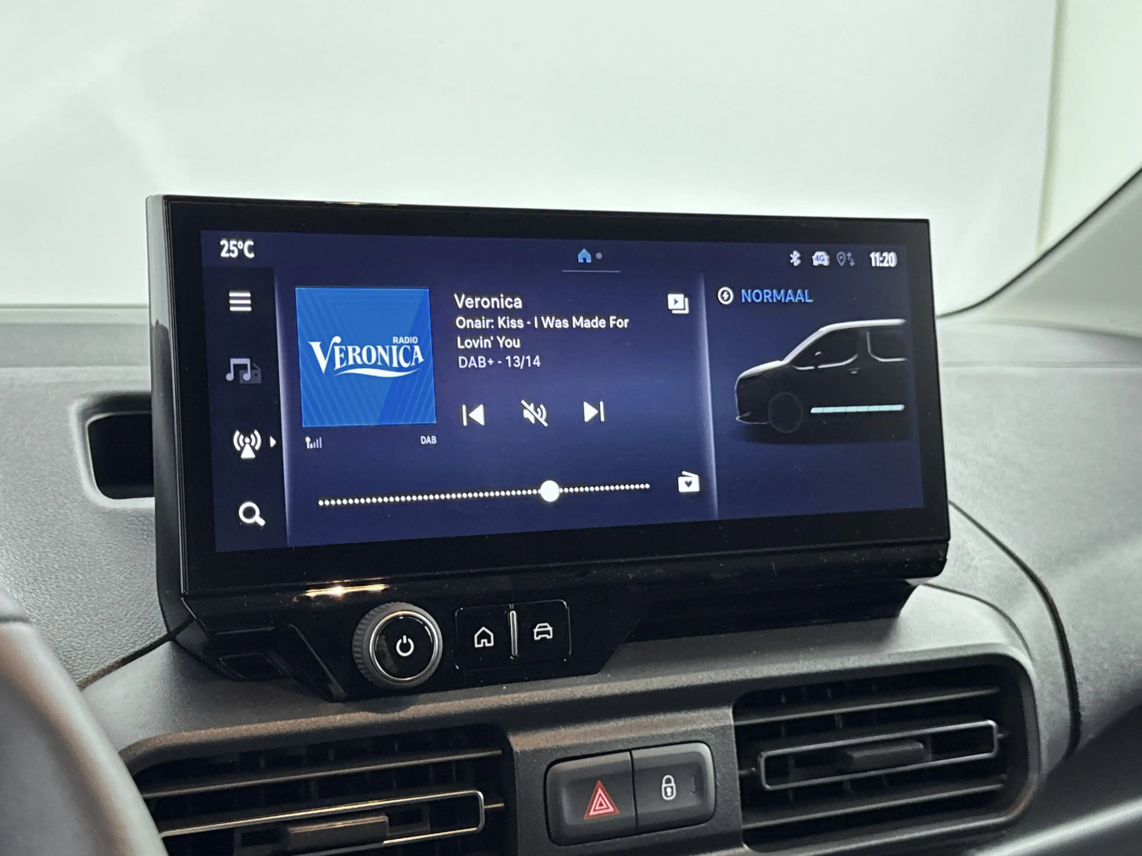 Toyota Proace City Electric 10th Anniversary 50 kWh *DEMO* | Sidebars — photo 15