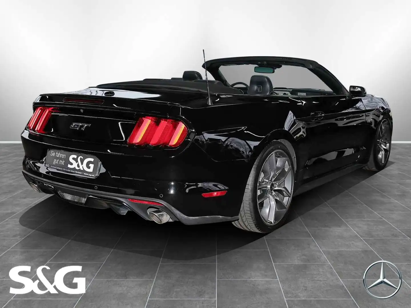 Ford Mustang GT Convertible 5.0 KAMERA+NAVIGATION+20" Fekete - 2