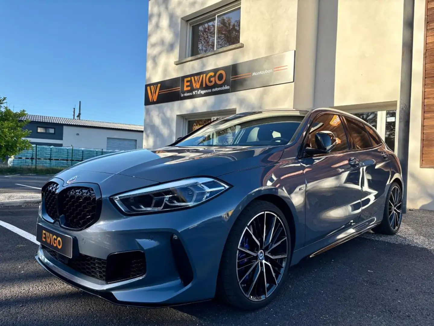 BMW (F40) M135i 306CH XDRIVE EDITION M SPORT PRO Gris - 1