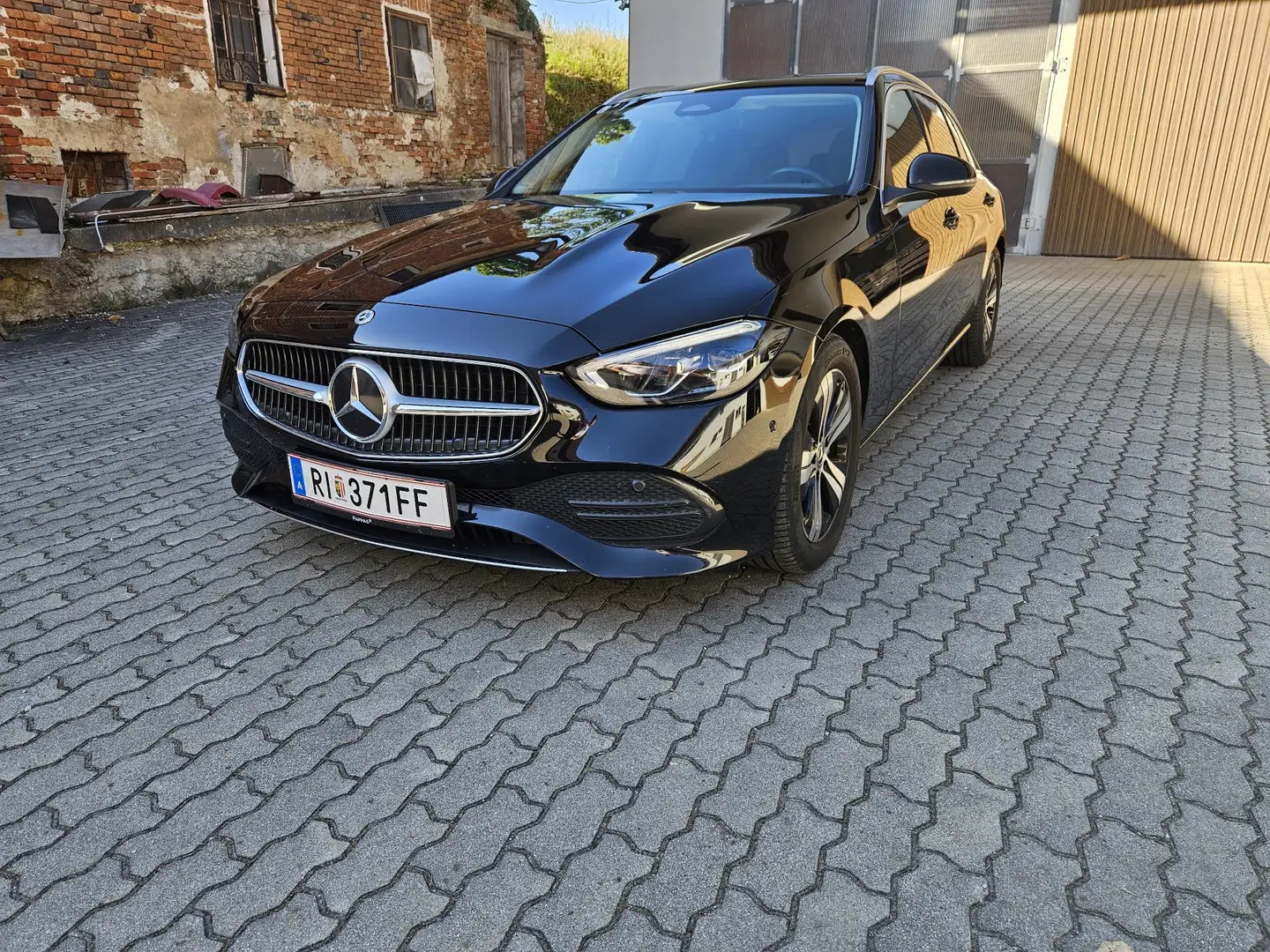 Mercedes-Benz C 200 200d T Aut. Schwarz - 2