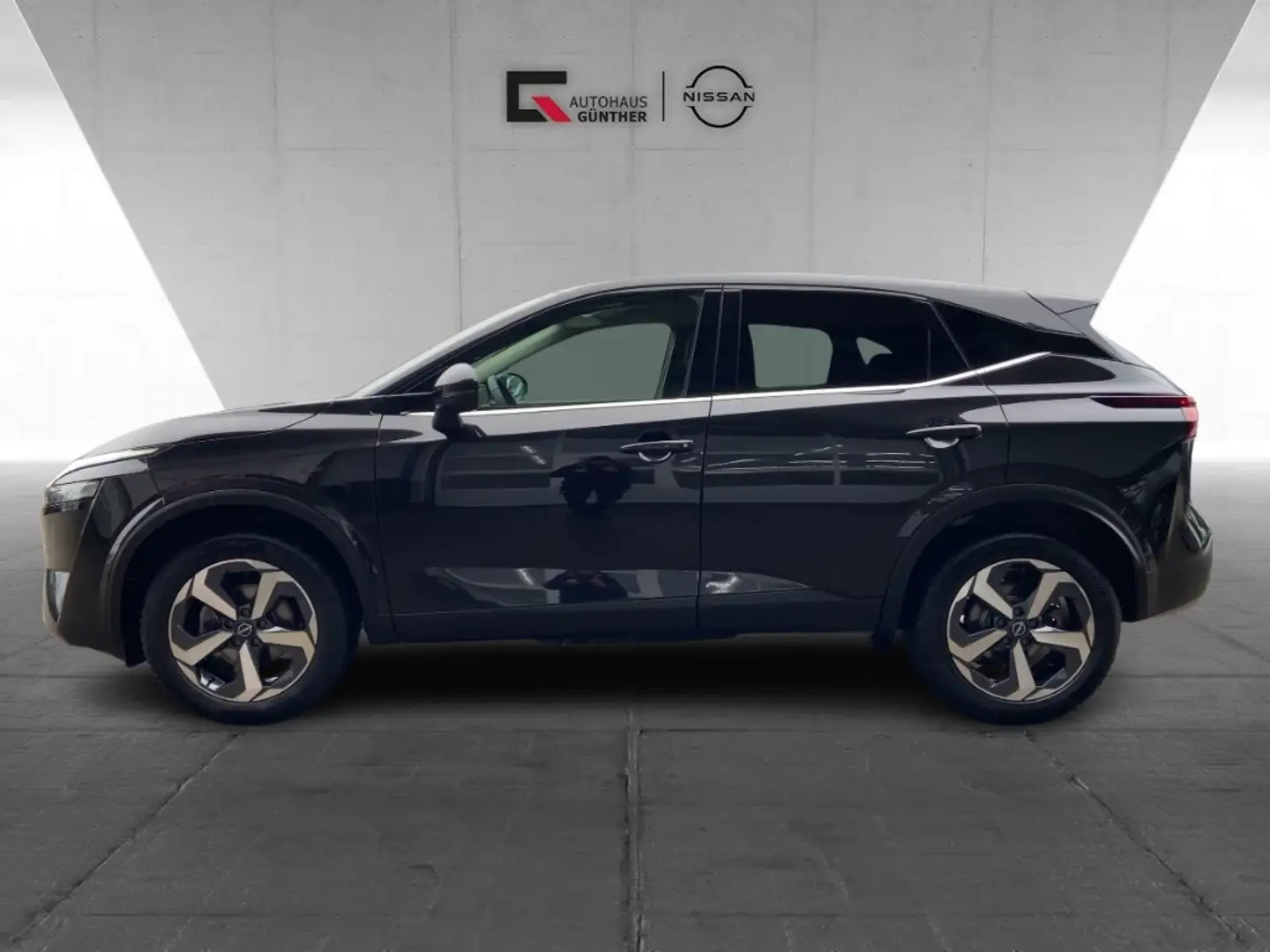 Nissan Qashqai N-CONNECTA 1.3 MHEV Xtronic Winter Techn. Zwart - 2
