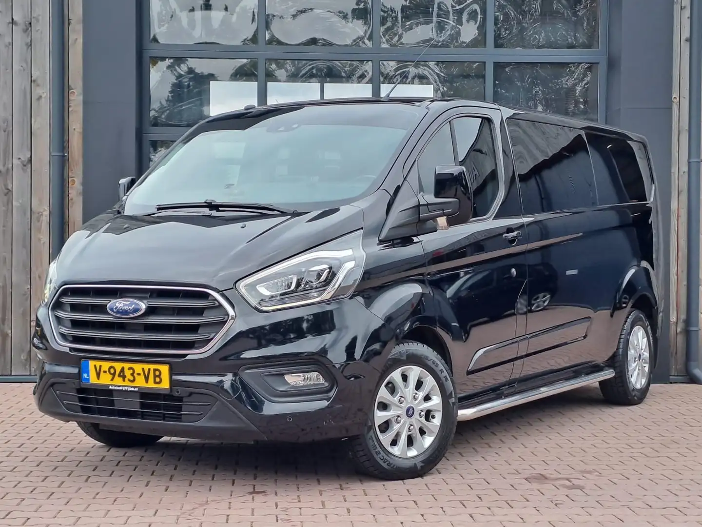 Ford Transit Custom 300 2.0 TDCI L2H1 Limited | Automaat | Trekhaak | Noir - 1