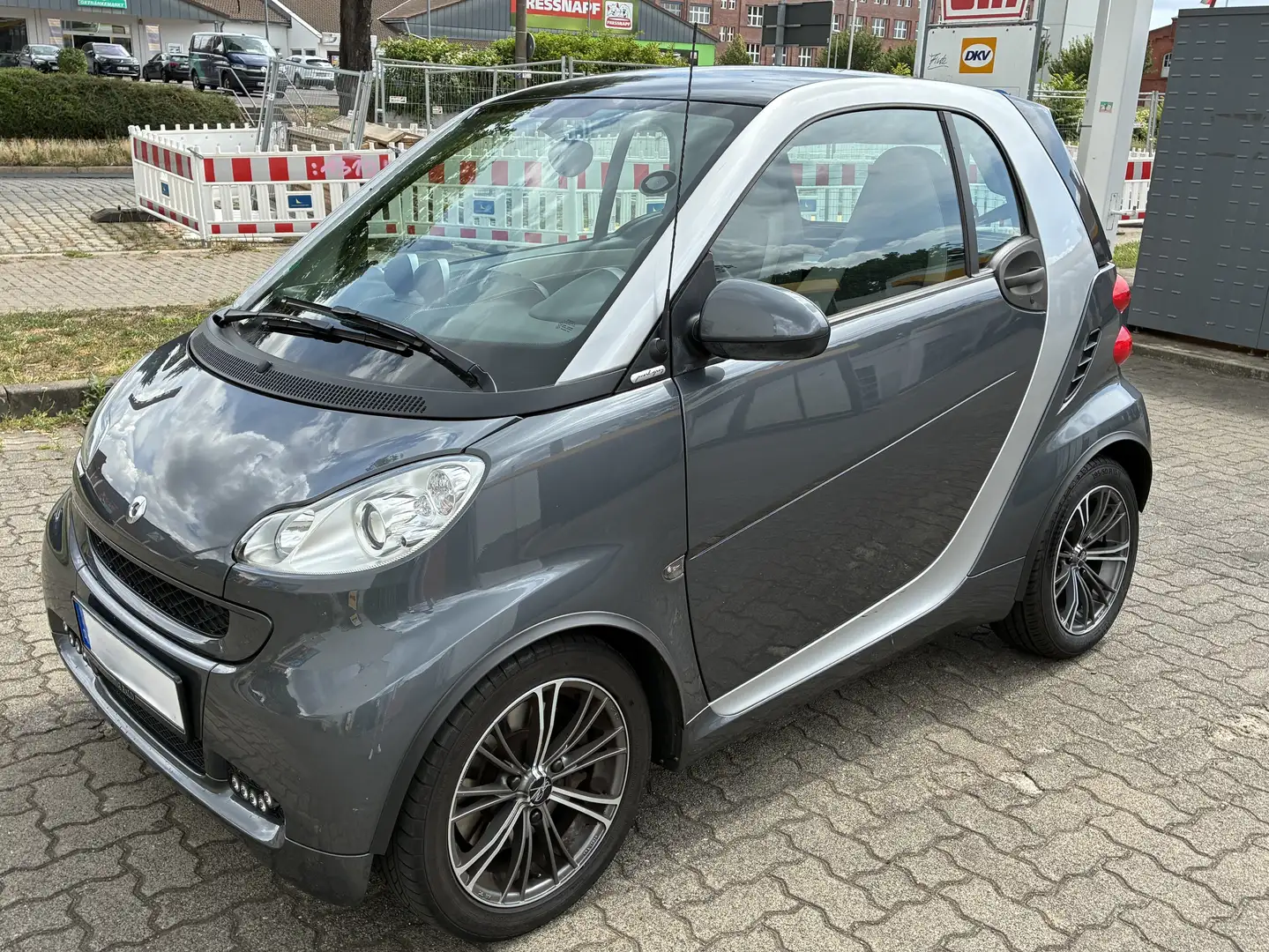 smart forTwo smart fortwo coupe coupe softouch passion micro hy Grau - 2