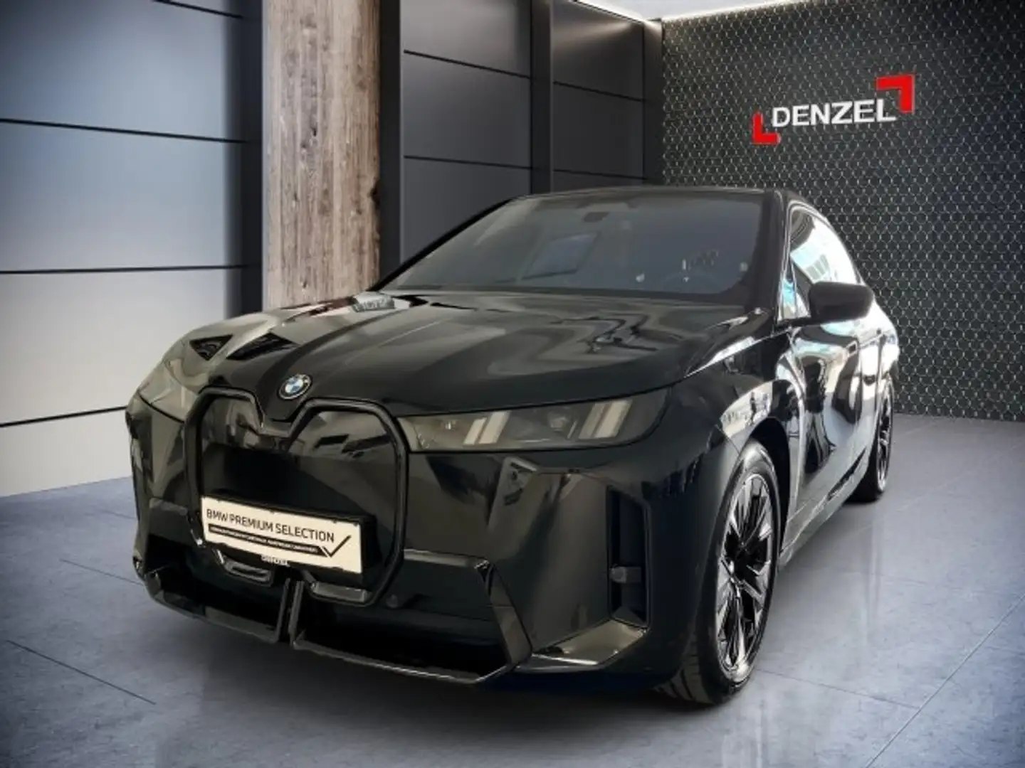 BMW iX xDrive45 Schwarz - 2