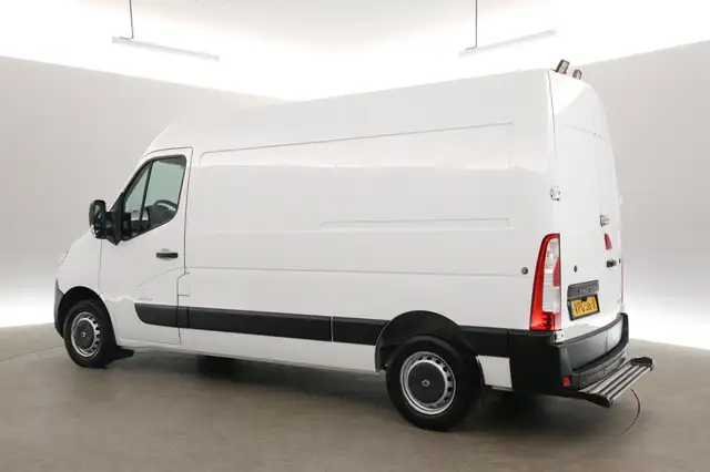 Renault Master view 4