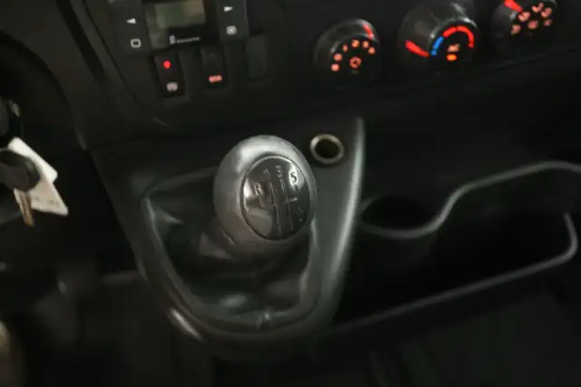 Renault Master view 18
