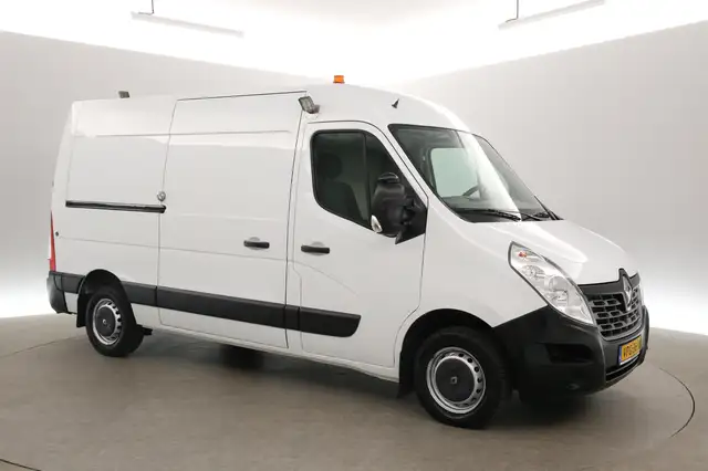 Renault Master view 6