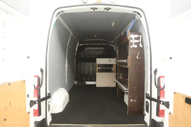 Renault Master view 3