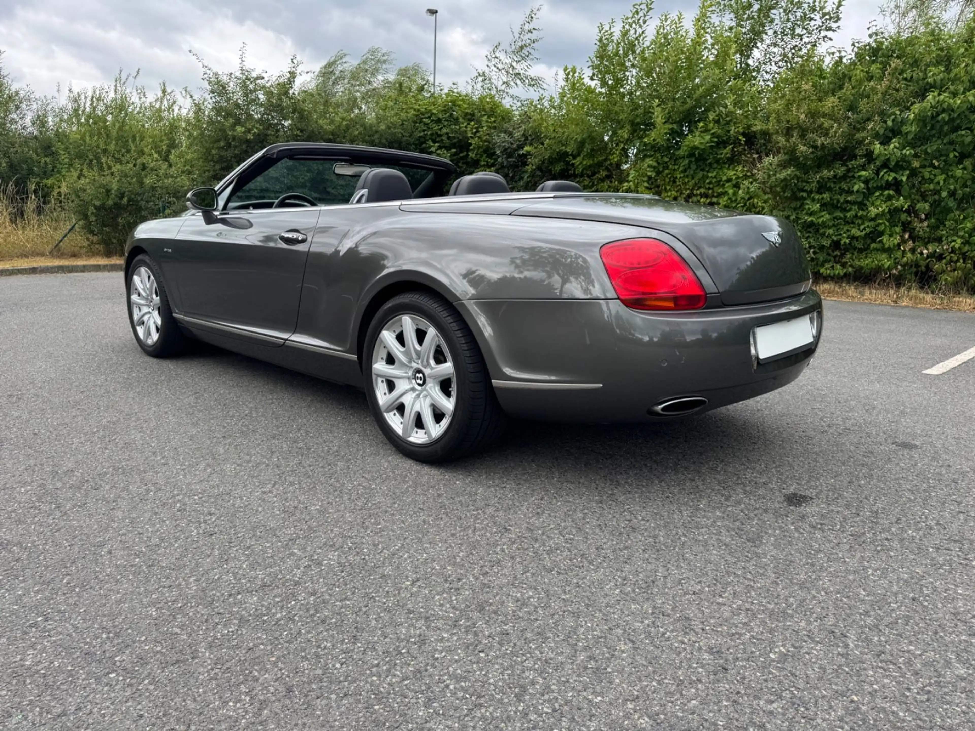 Bentley Continental GTC 6.0 W12 CAM NAVI XENON  DEUTSCH — photo 9