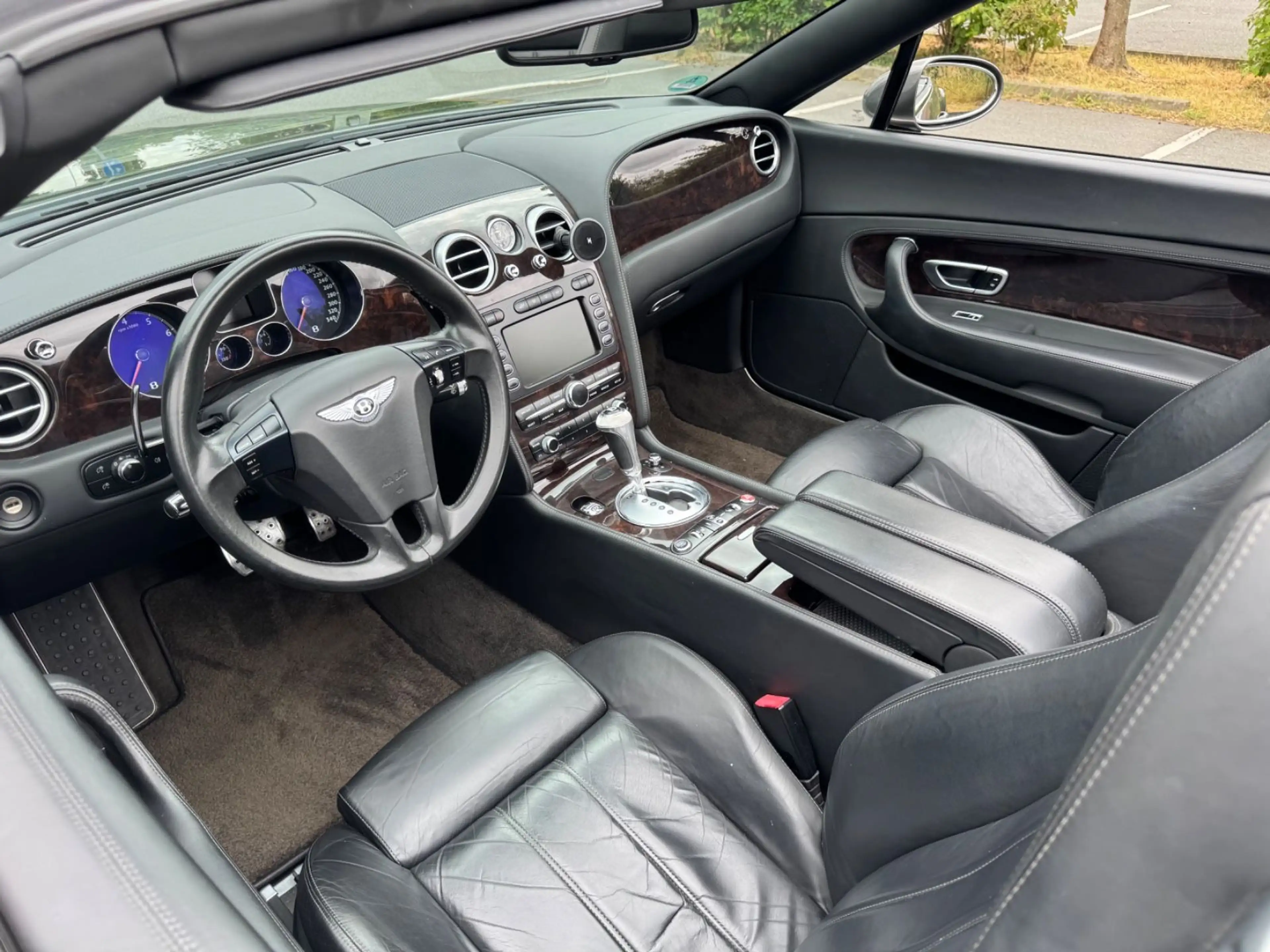 Bentley Continental GTC 6.0 W12 CAM NAVI XENON  DEUTSCH — photo 15