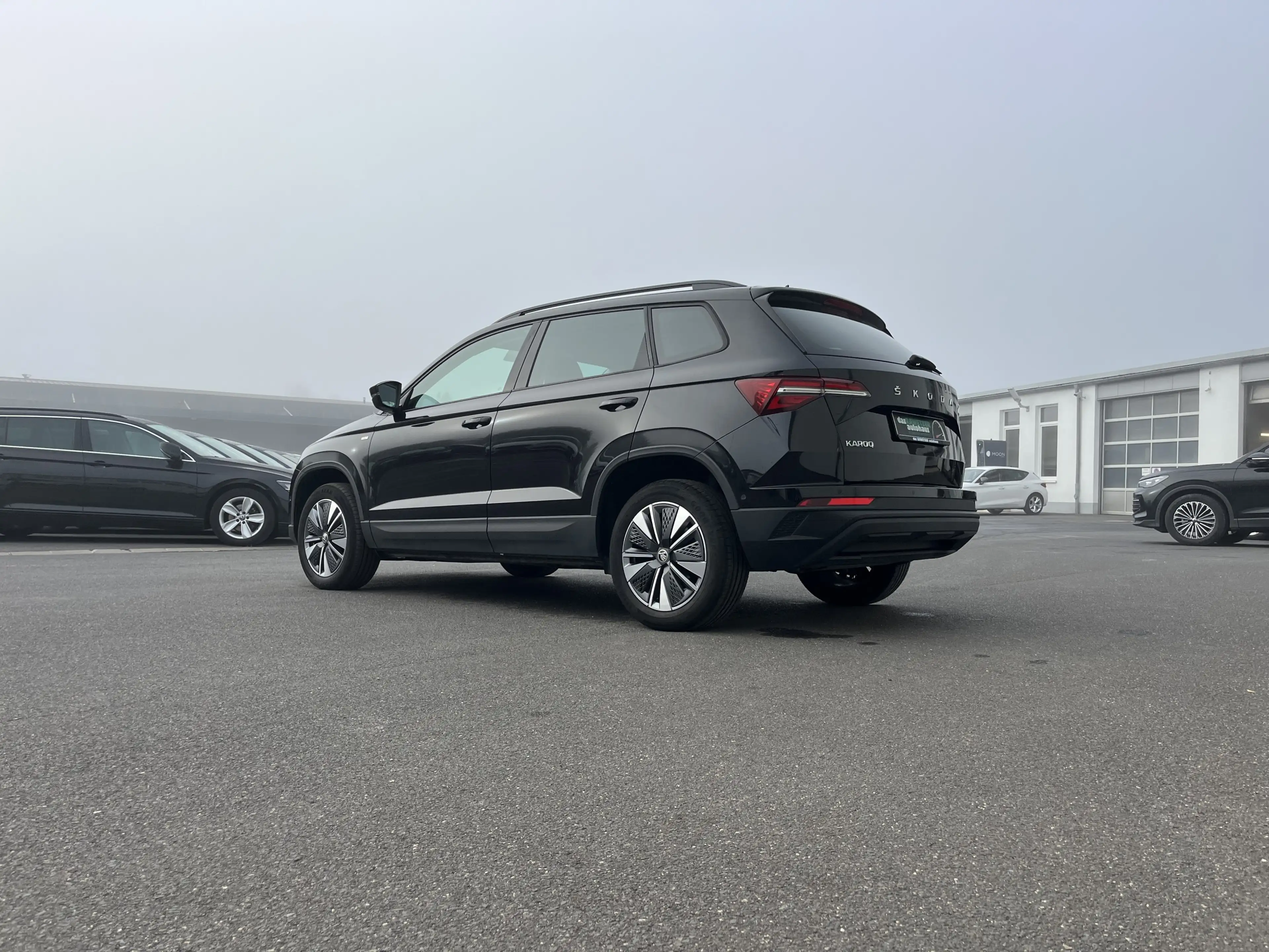 Skoda Karoq 1.5 TSI DSG Tour 156€ m.20% Anz. STHZ Navi KEYLE — photo 10