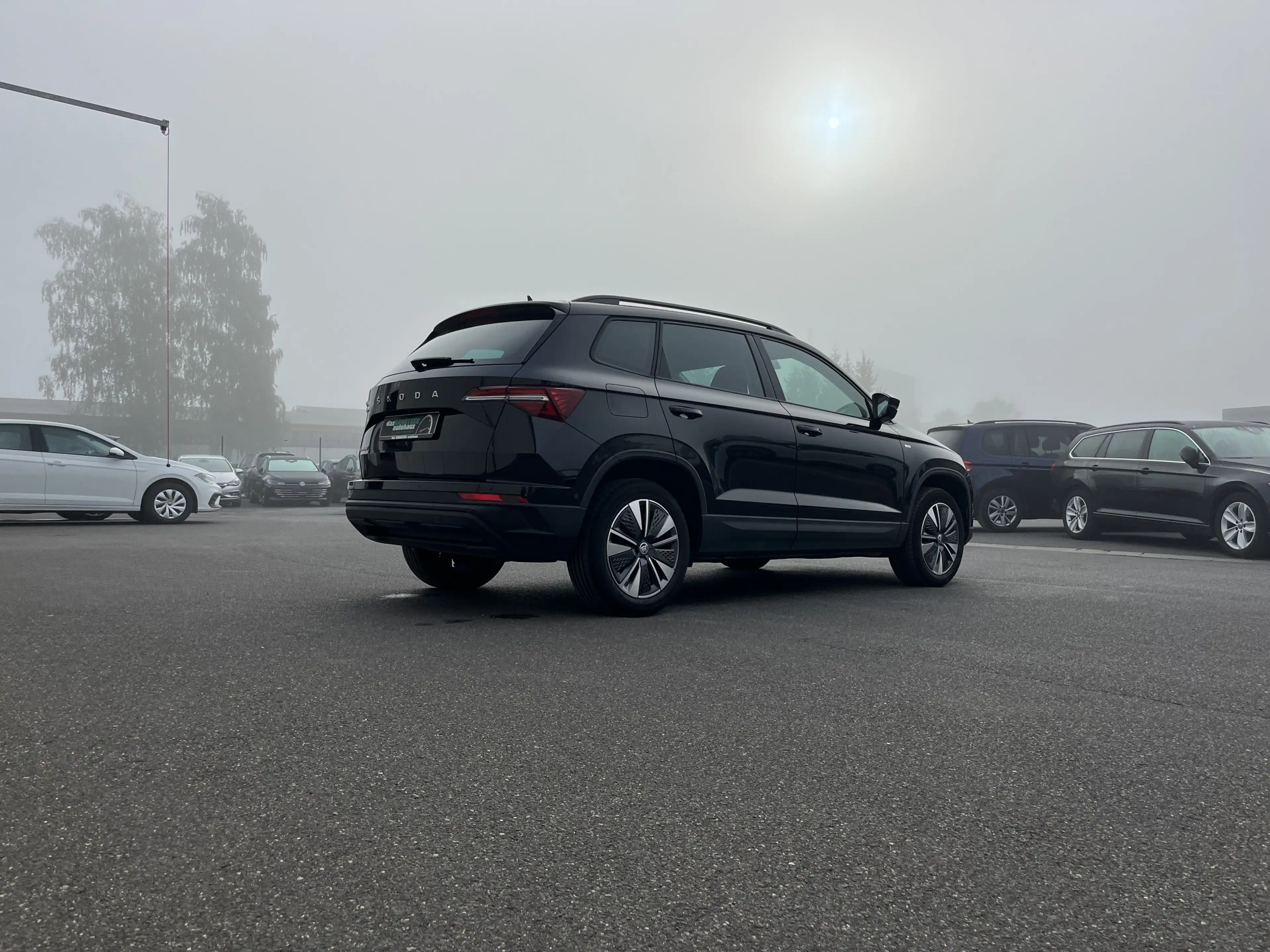 Skoda Karoq 1.5 TSI DSG Tour 156€ m.20% Anz. STHZ Navi KEYLE — photo 7
