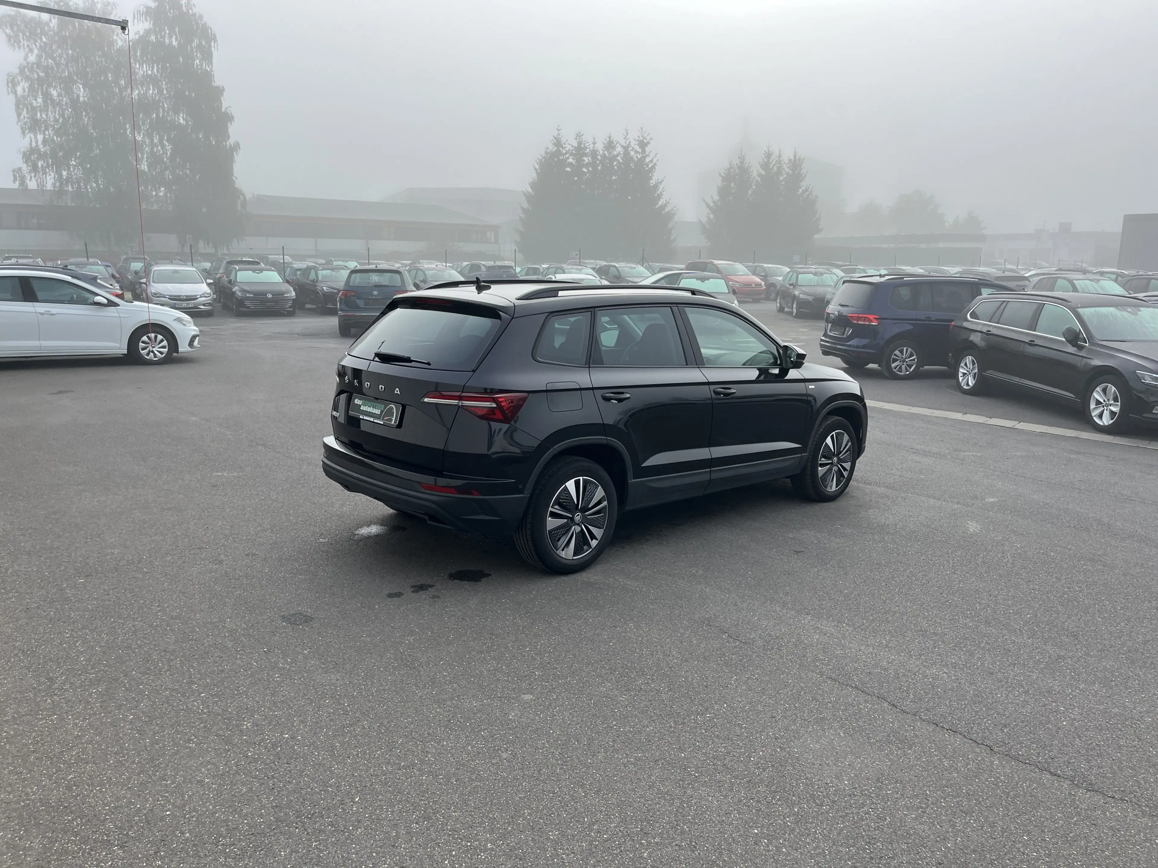 Skoda Karoq 1.5 TSI DSG Tour 156€ m.20% Anz. STHZ Navi KEYLE — photo 8
