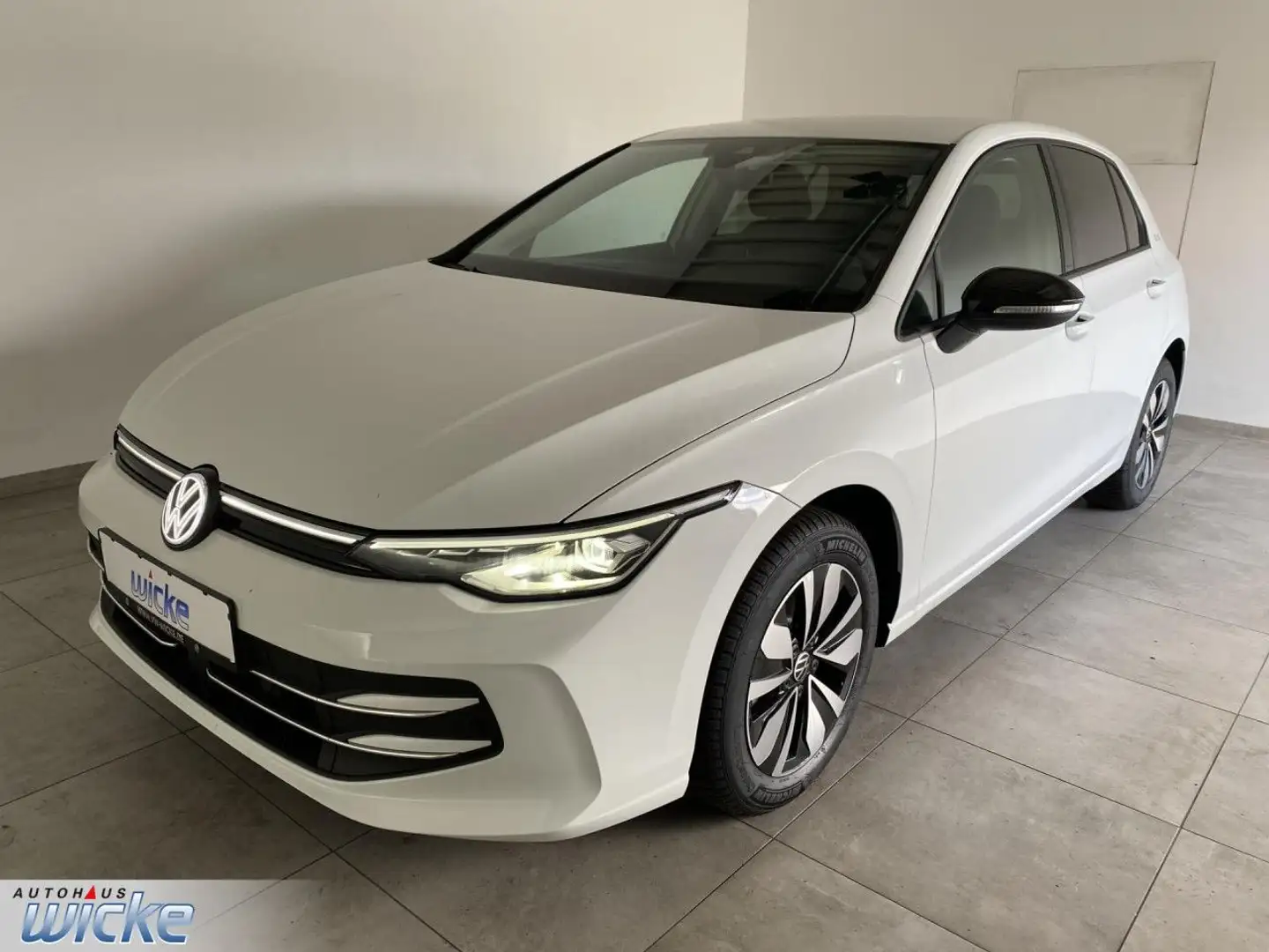 Volkswagen Golf VIII 1.5 eTSI DSG Goal KLIMA REAR VIEW PDC LM Bianco - 2