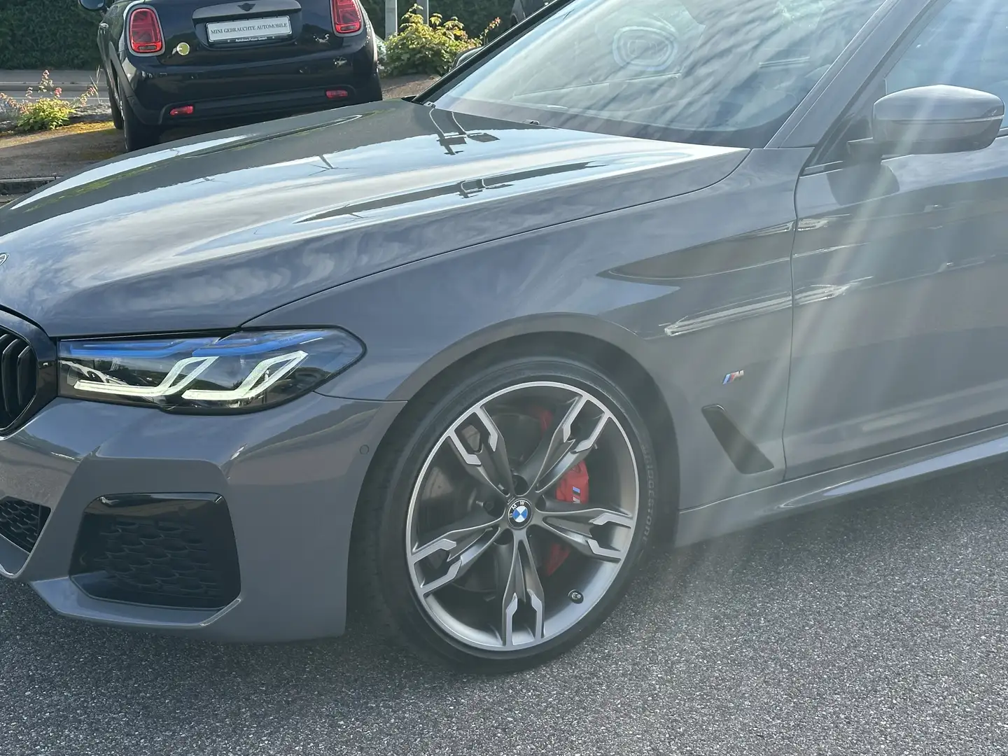 BMW 550 M550i xDrive Li Ferngesteuertes Parken Head-Up Grey - 2
