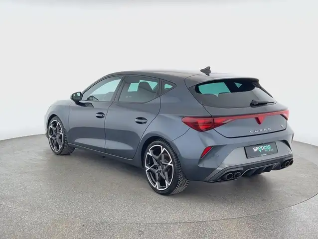 Cupra Leon view 5