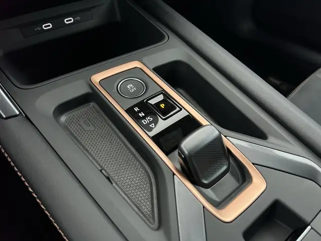 Cupra Leon view 15