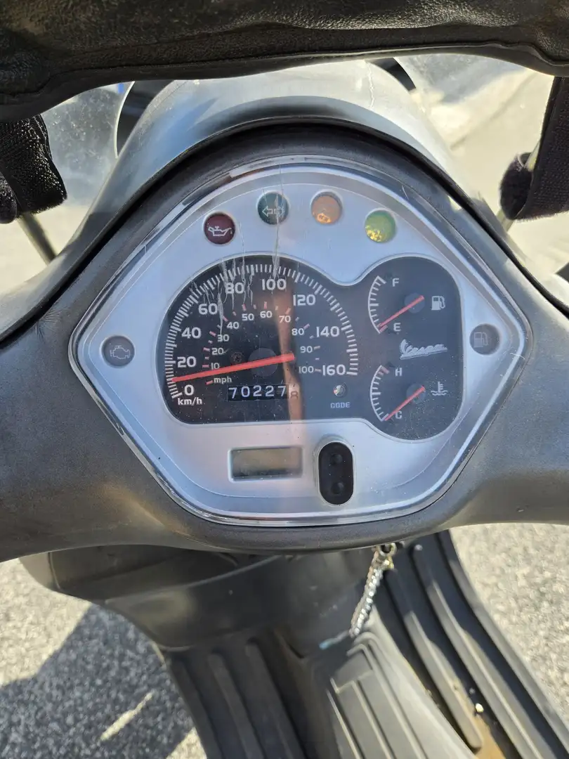 Piaggio GTS 300 300 gts Grigio piombo Сірий - 2