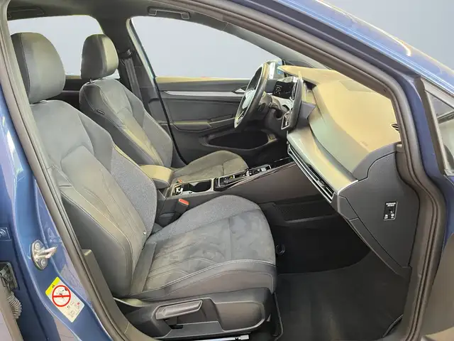 Volkswagen Golf view 10