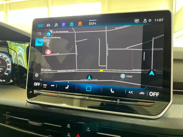 Volkswagen Golf view 13