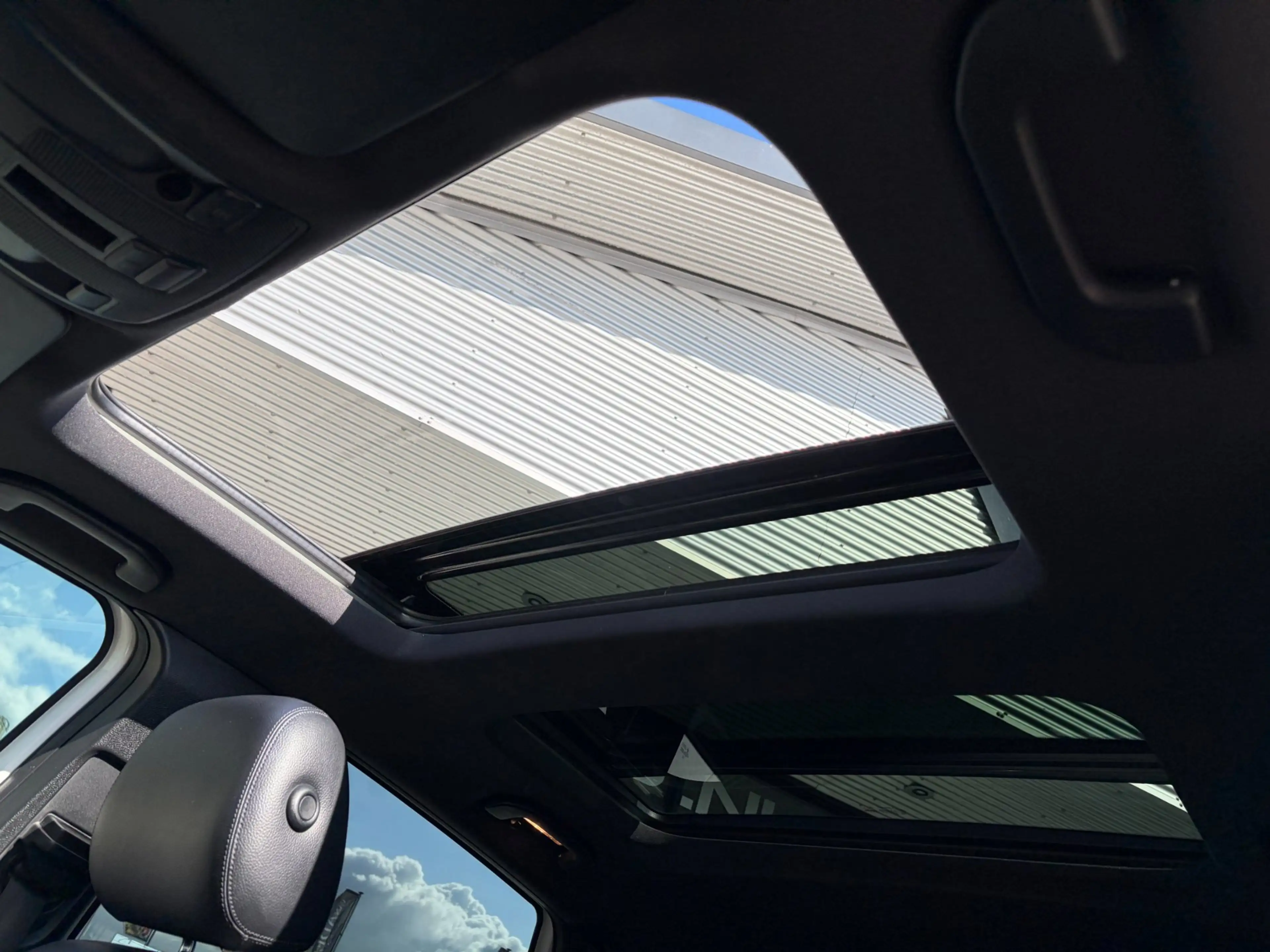 Mercedes-Benz B 180 Ambition AMG Panorama Leer El.Stoelen Navi App-Con — photo 14