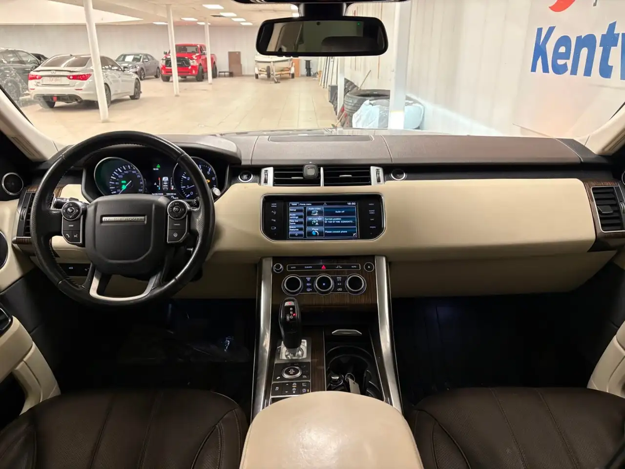 Land Rover Range Rover Sport снимка Land Rover Range Rover Sport