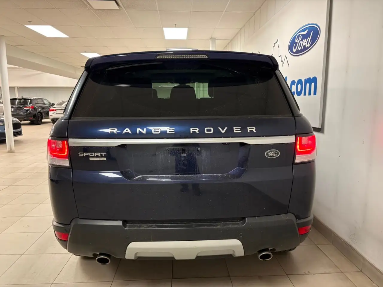 Land Rover Range Rover Sport снимка Land Rover Range Rover Sport