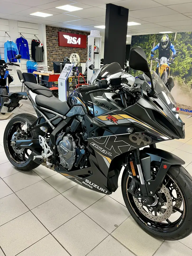 Suzuki GSX 8R Zwart - 1