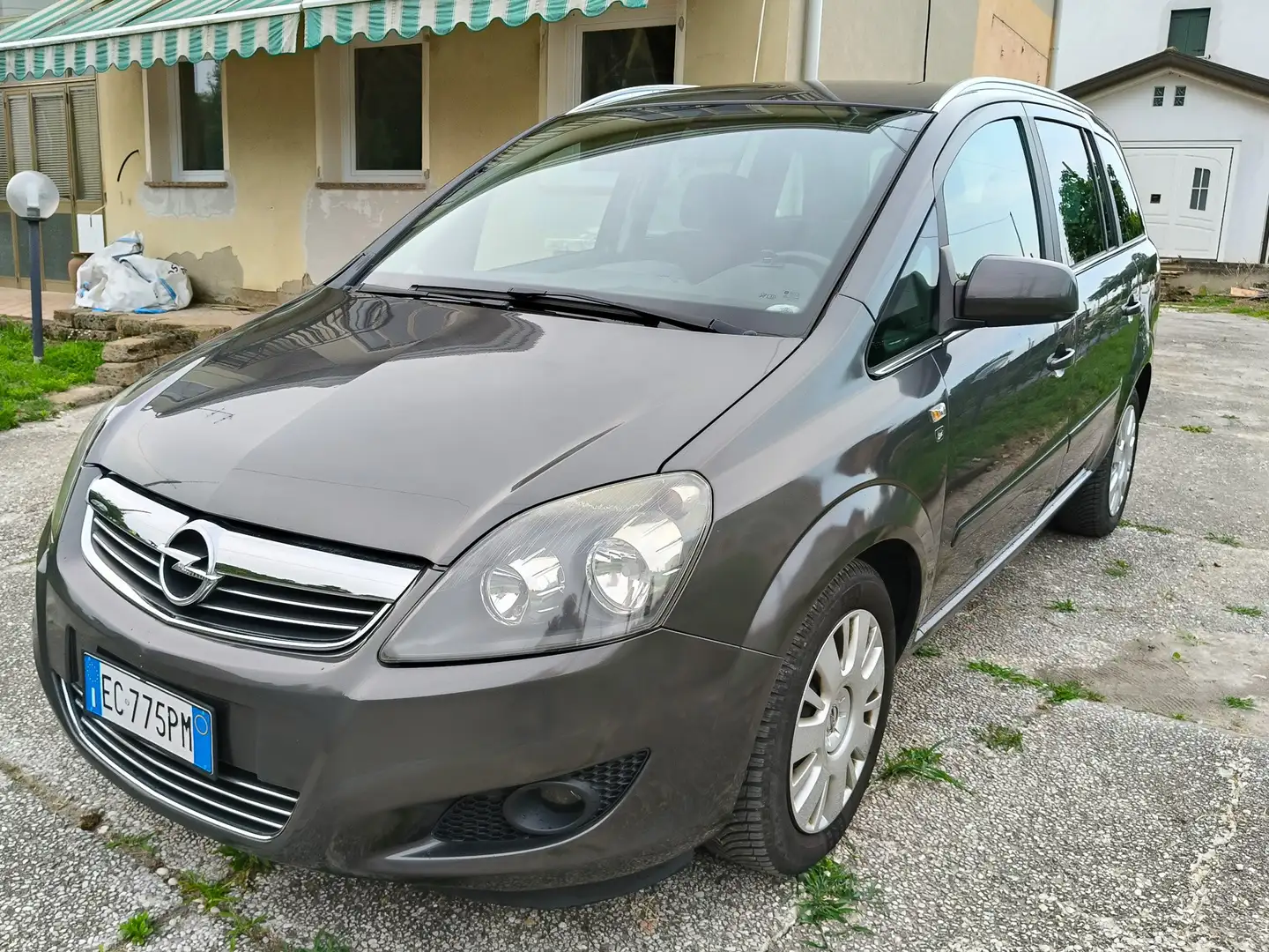 Opel Zafira Zafira II 2005 1.6 t. Edition (enjoy) ecoM 150cv Szürke - 1