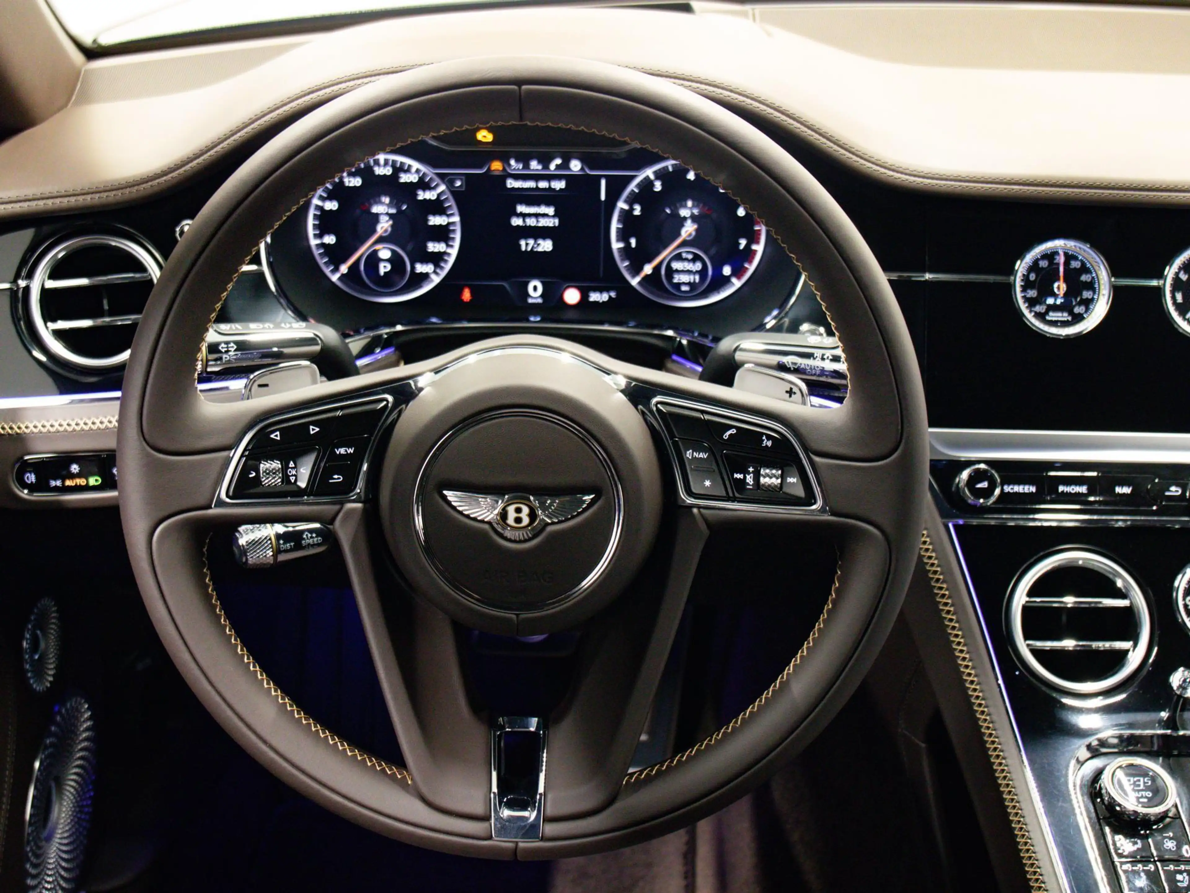 Bentley Continental GT 6.0 W12 First Edition — photo 13