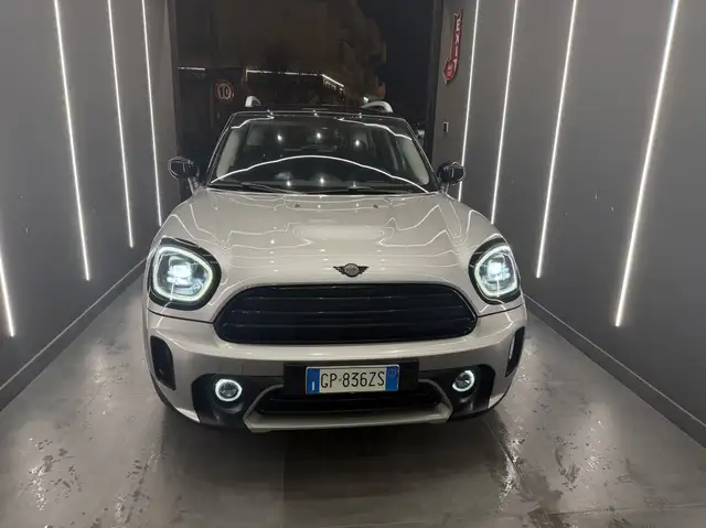 MINI Countryman D