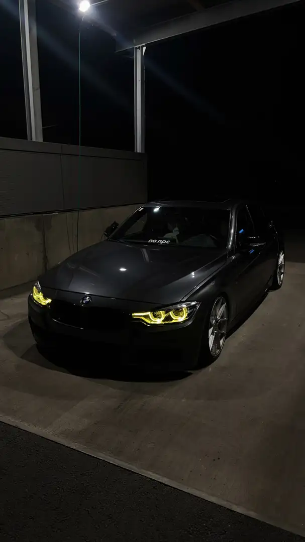 BMW 335 335i F30 - 1
