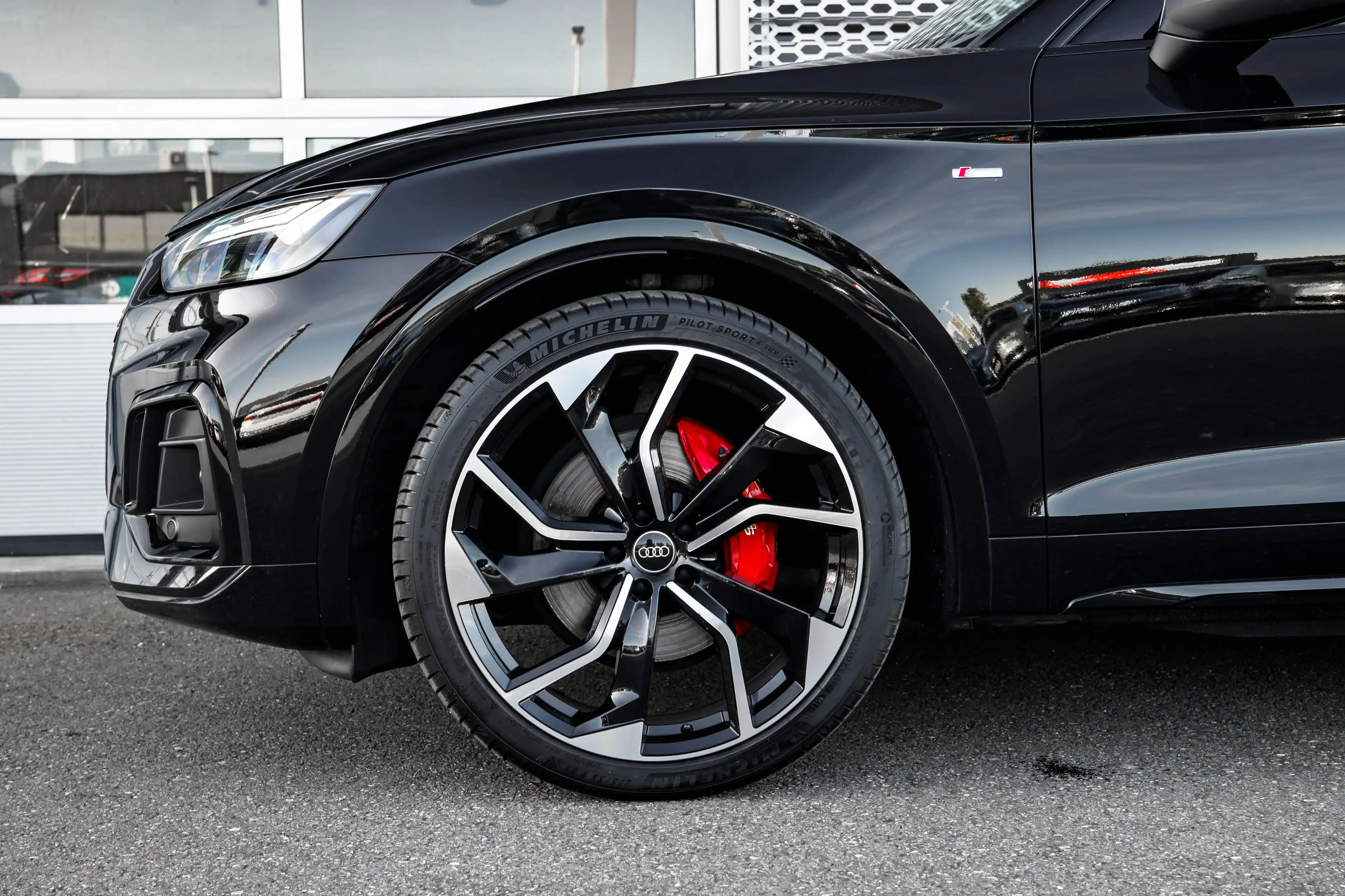 Audi Q5 Sportback 50 TFSI e S edition Competition | Achter — photo 13