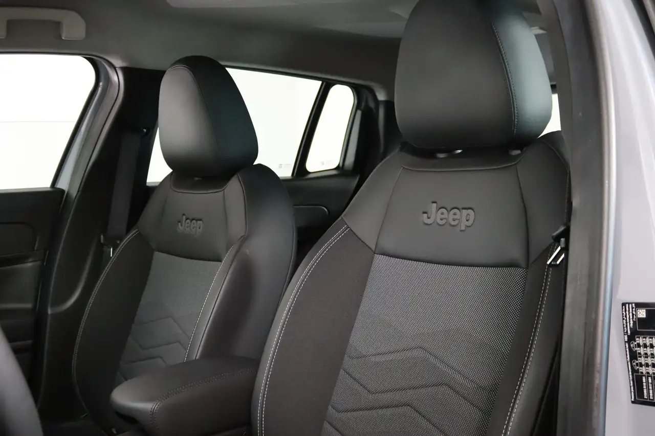Jeep Avenger 1.2 e-Hybrid Altitude Apple Carplay/Android Auto,, миниатюра 4