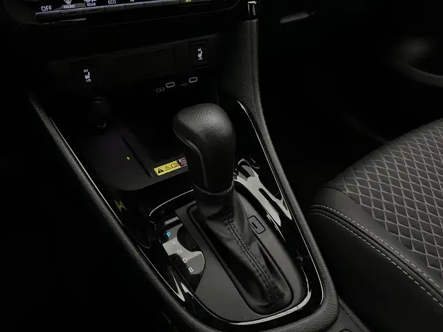 Toyota Yaris view 17