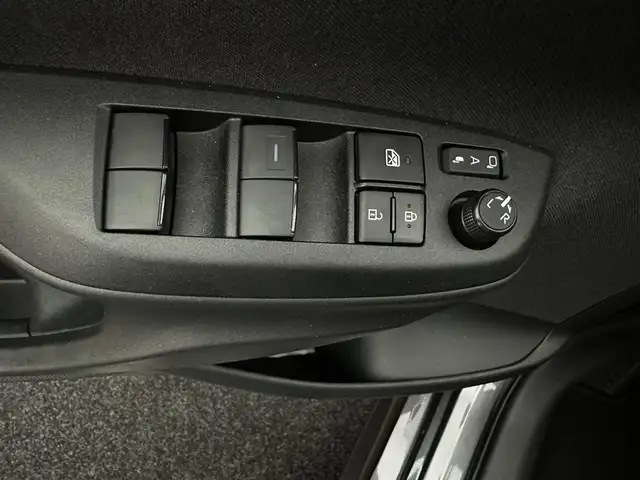 Toyota Yaris view 23