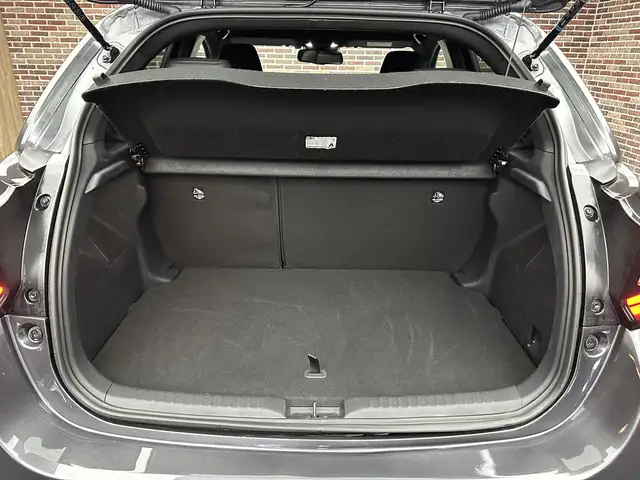 Toyota Yaris view 20