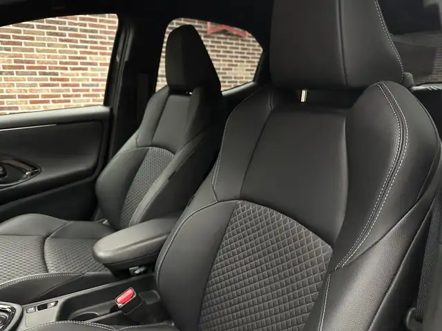 Toyota Yaris view 24