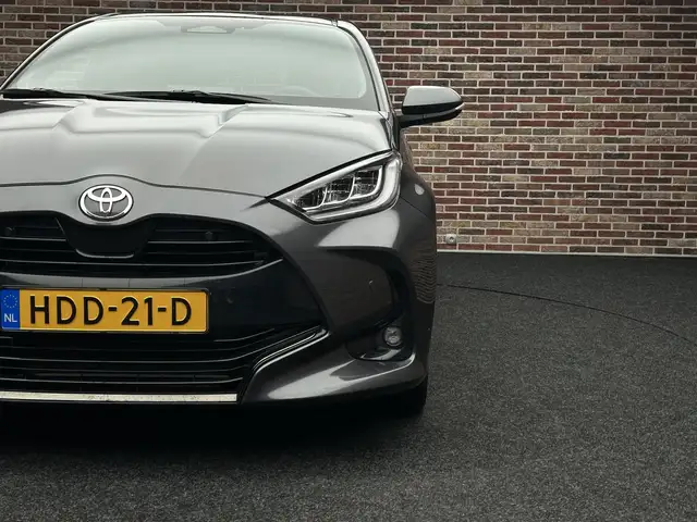 Toyota Yaris view 27