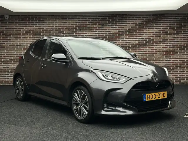 Toyota Yaris view 21