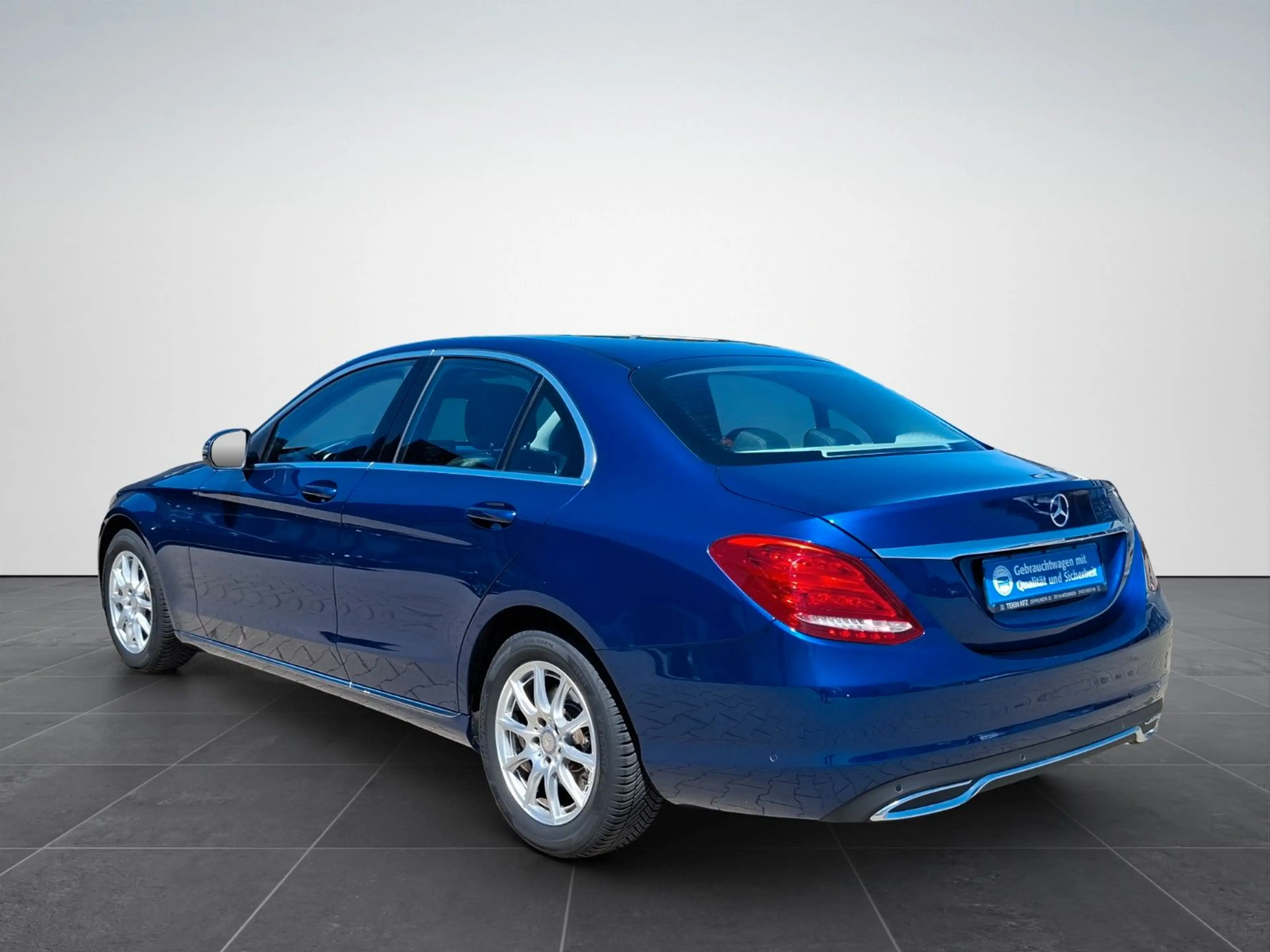 Mercedes-Benz C 180 Limousine Avantgarde — photo 4