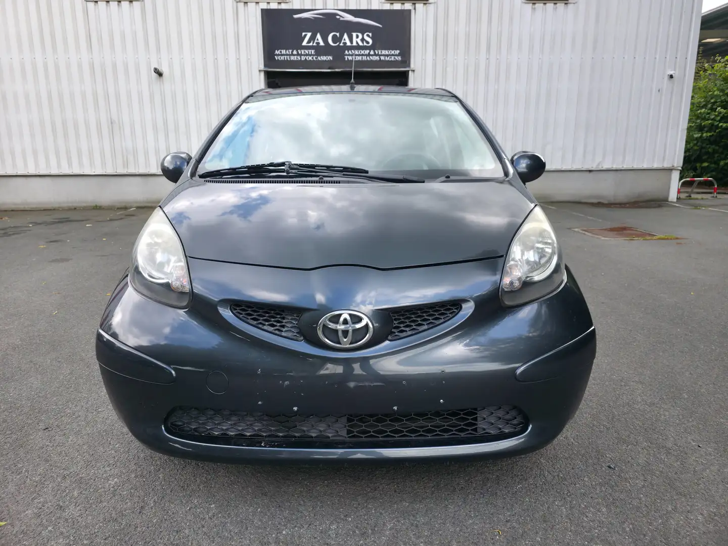 Toyota Aygo Aygo 1.0i VVT-i/CT et CARPASS Grigio - 2