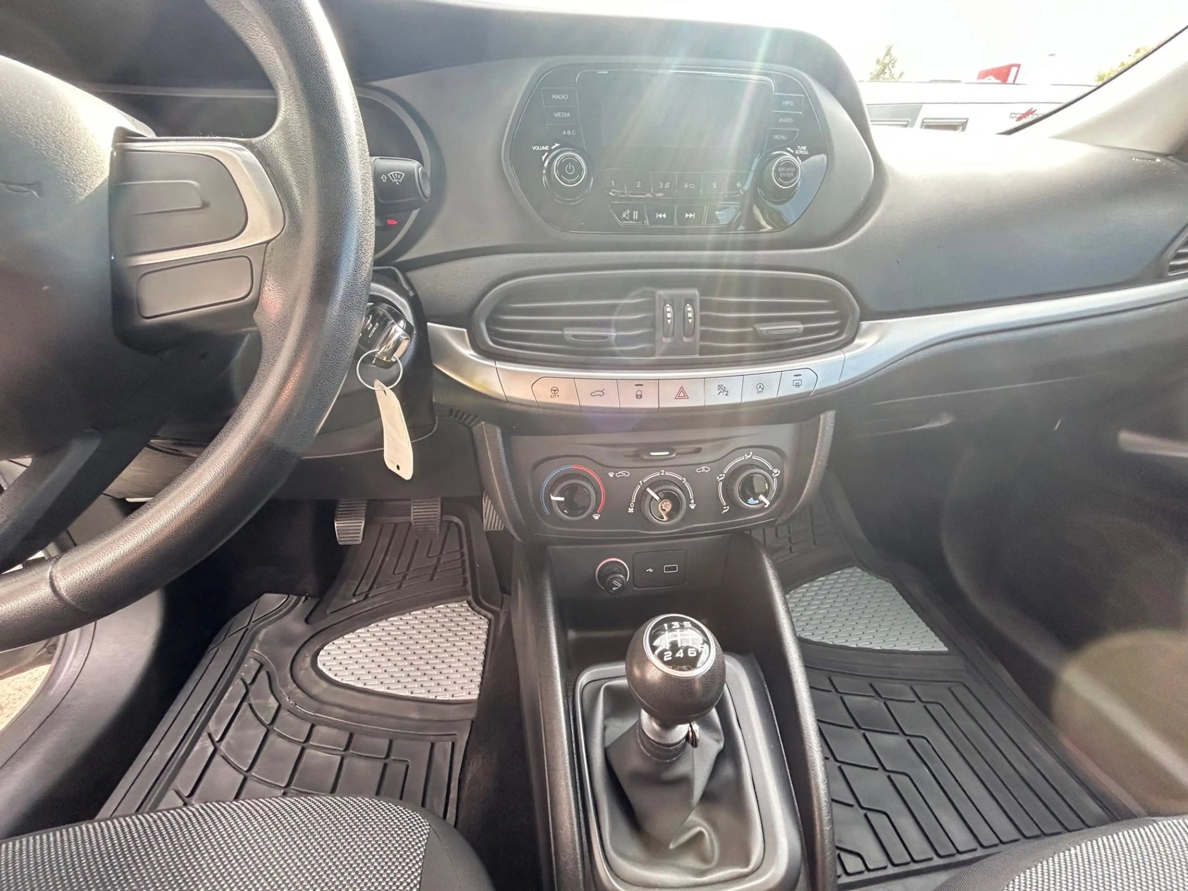 Fiat Tipo 1.4 16V Street Start&Stop — photo 14