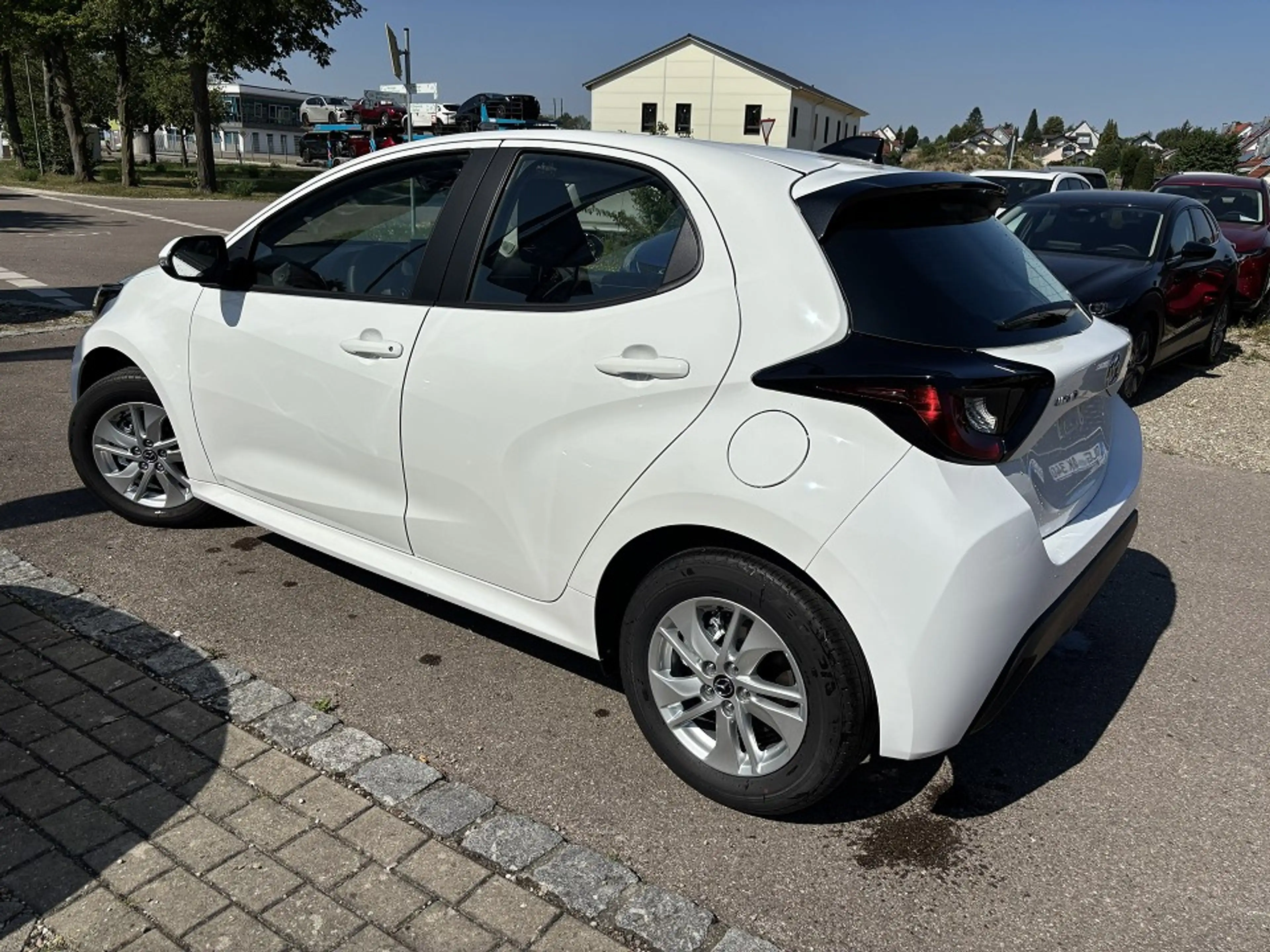 Mazda 2 Hybrid VVT-i 116 CVT CENTRE-LINE — photo 7