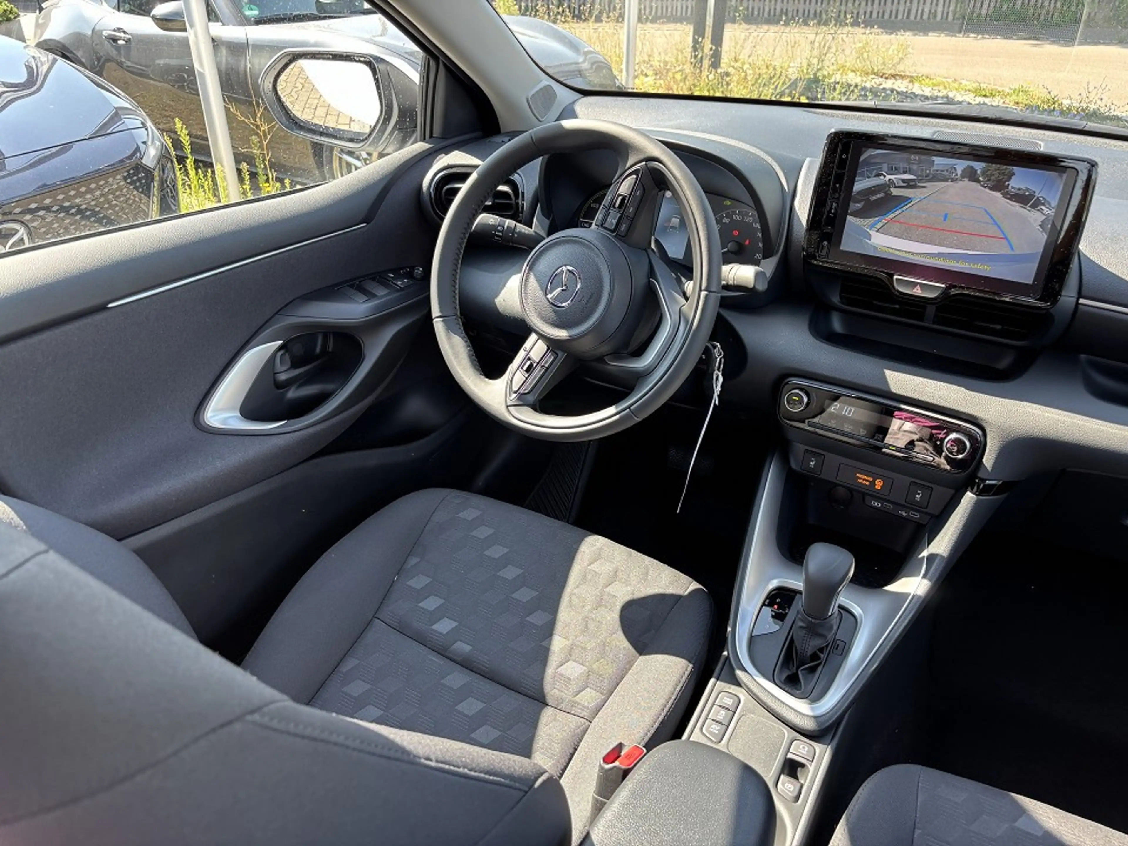 Mazda 2 Hybrid VVT-i 116 CVT CENTRE-LINE — photo 14