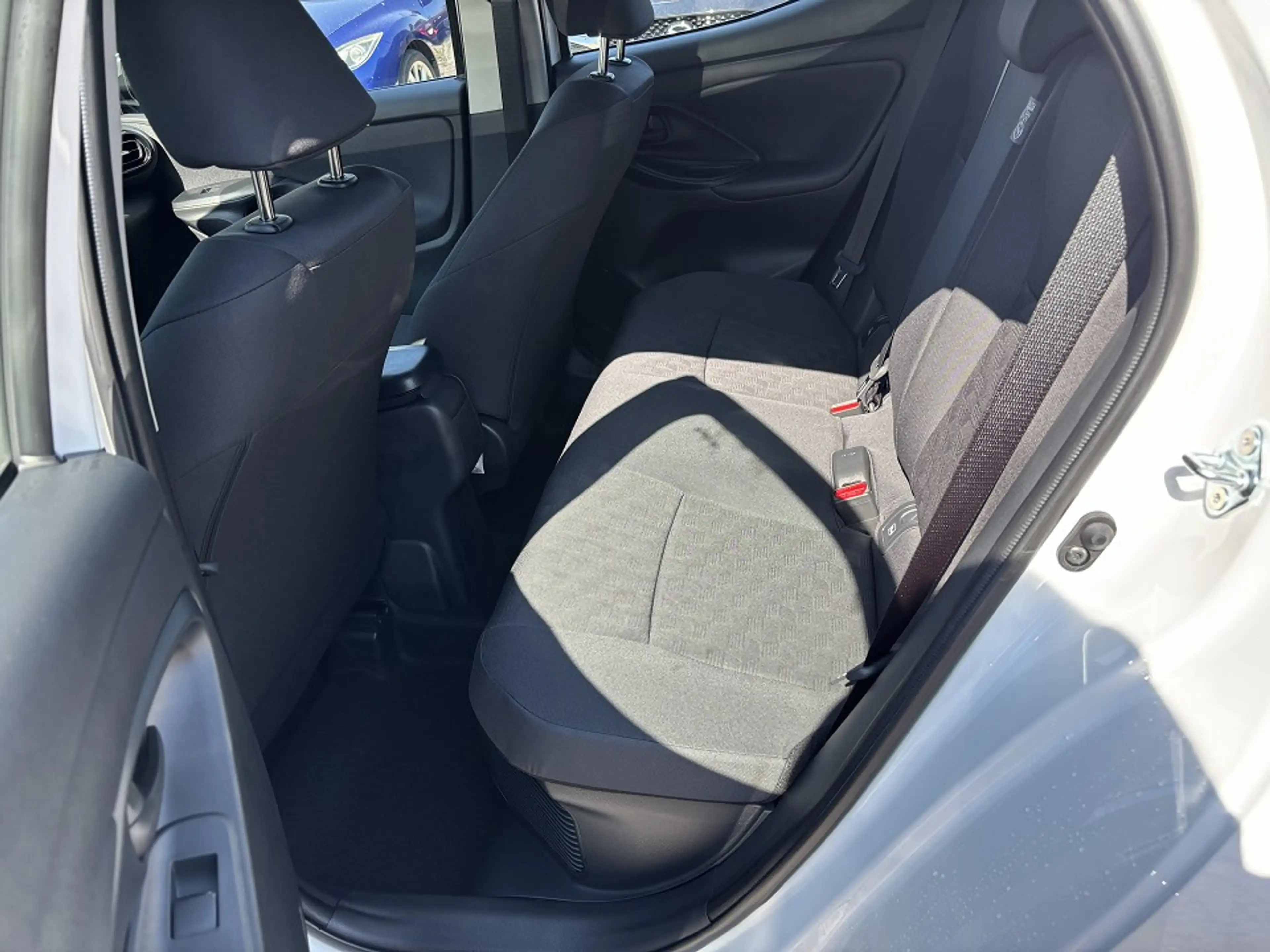 Mazda 2 Hybrid VVT-i 116 CVT CENTRE-LINE — photo 9