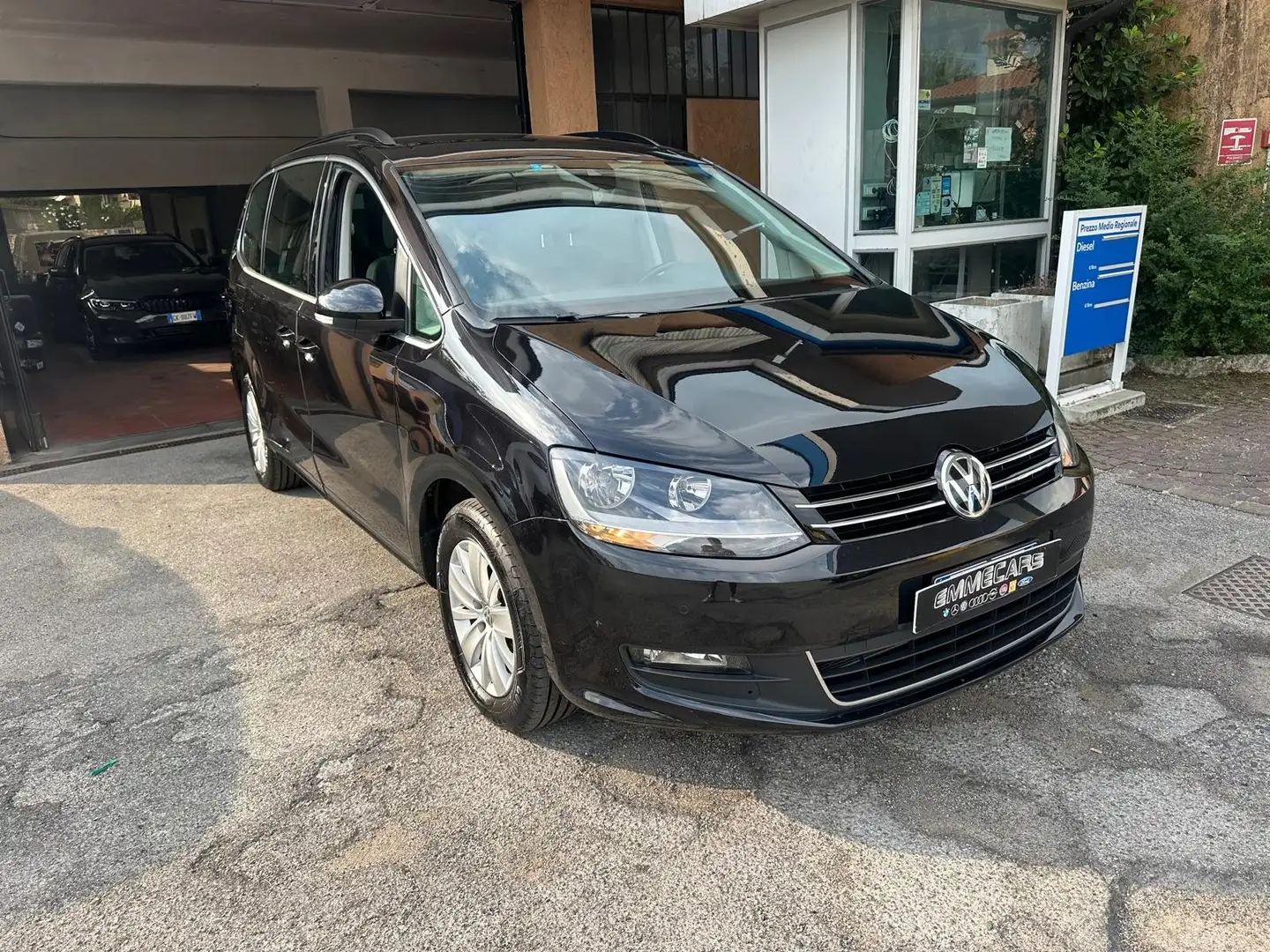 Volkswagen Sharan II 2020 2.0 tdi Executive dsg 7 POSTI Noir - 1