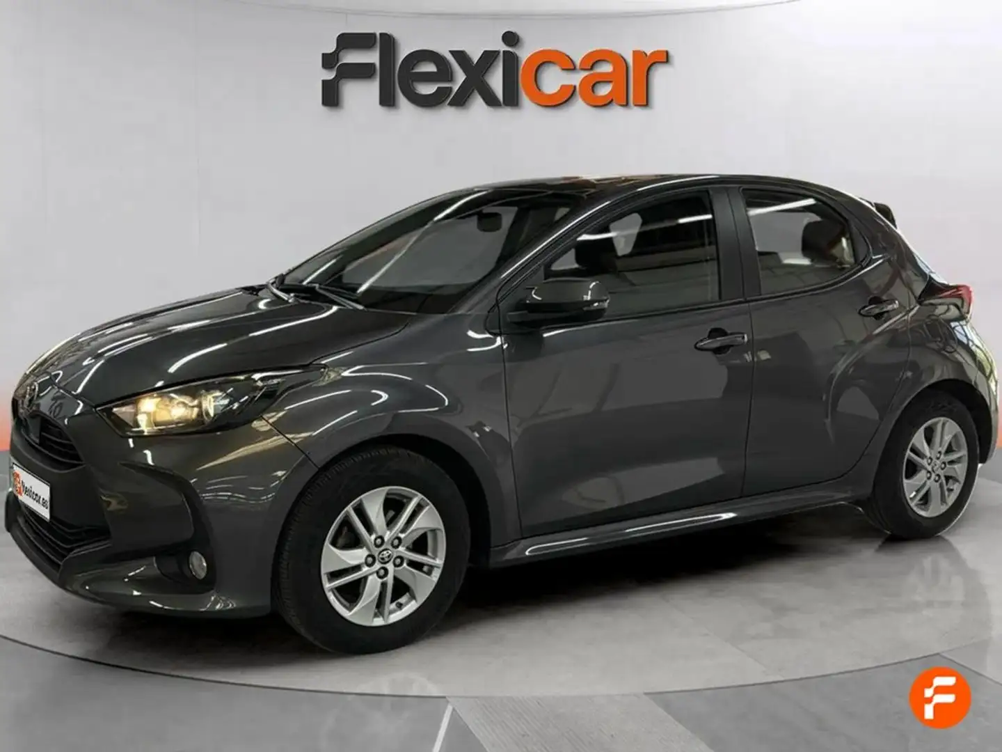 Toyota Yaris 1.5 125 S-Edition Gris - 2